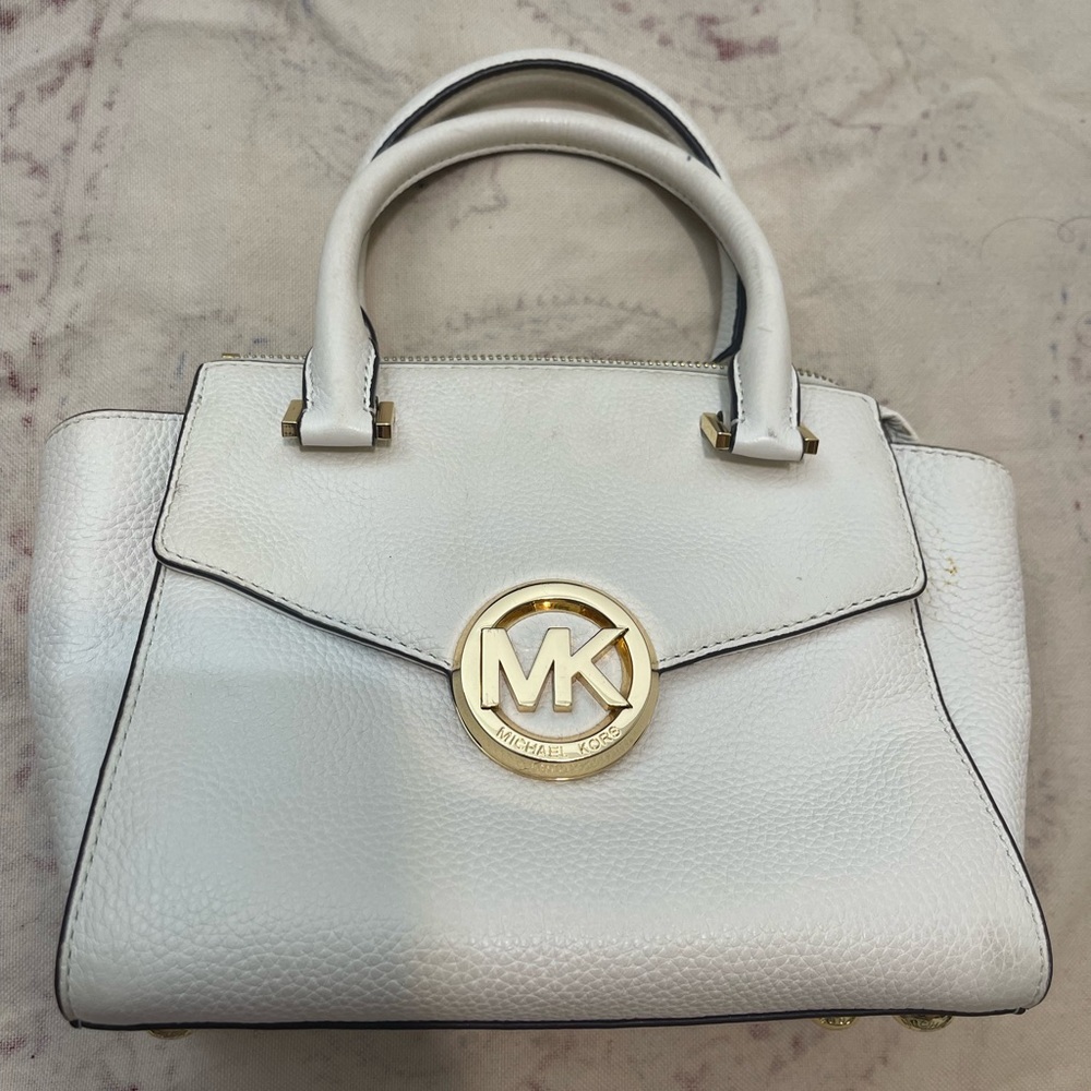 Michael Korea Satchel